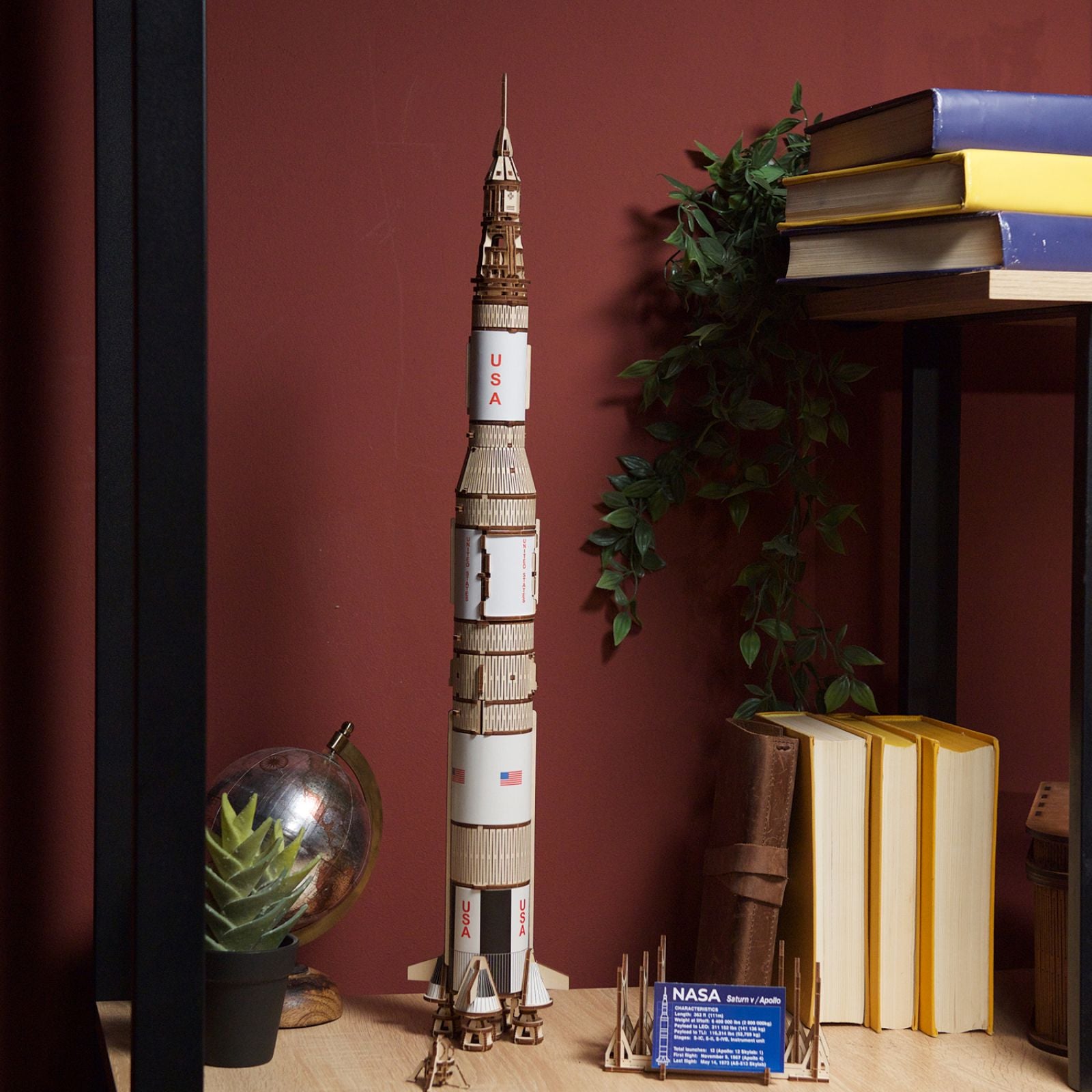 NASA Saturn V Rocket: Build the Rocket That Made History