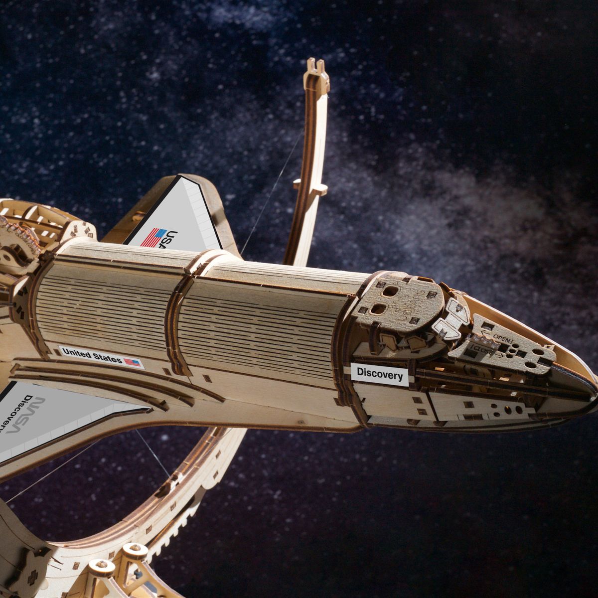 NASA Space Shuttle Discovery: Launch Your Imagination